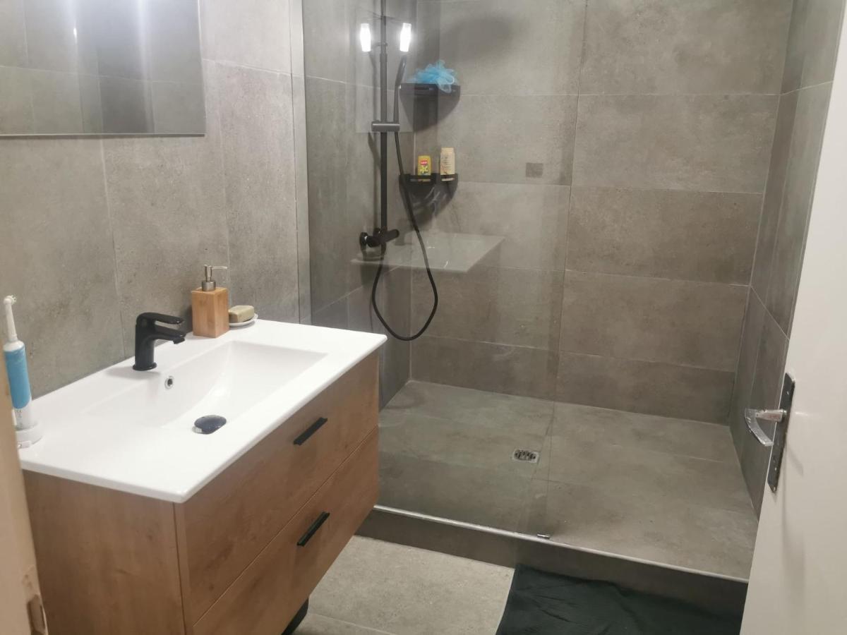 בלואה Chambre Chez Habitant, Quartier Gare Et Chateau מראה חיצוני תמונה
